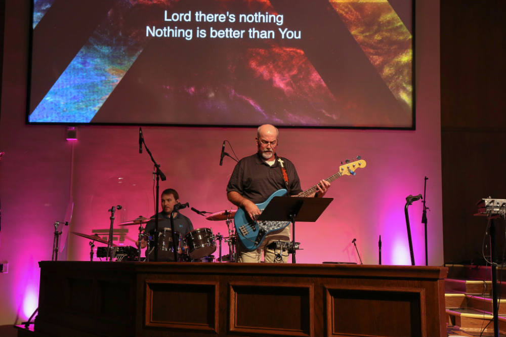 Lone Oak Modern Worship Service